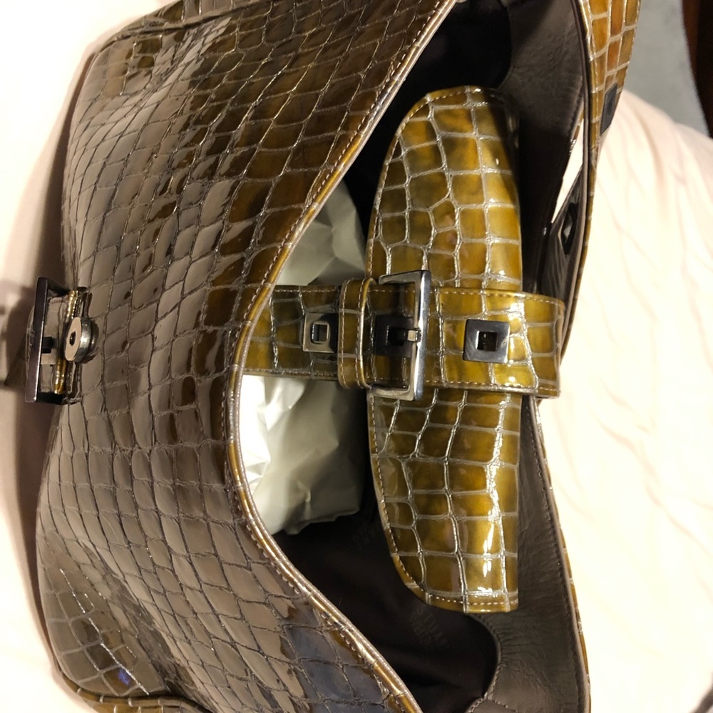 Stuart Weitzman - Picture 3 of 7